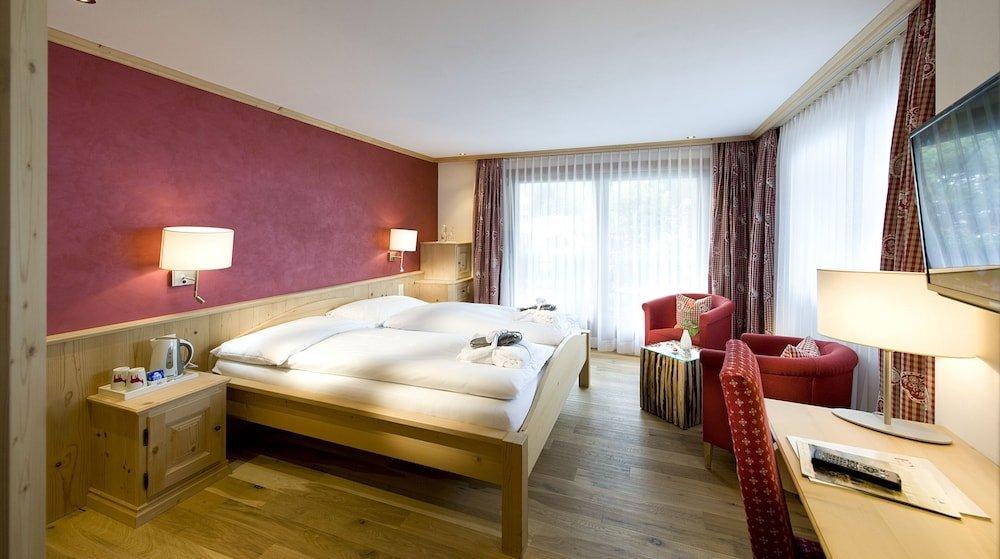 Hotel Alpina Klosters-Serneus Extérieur photo