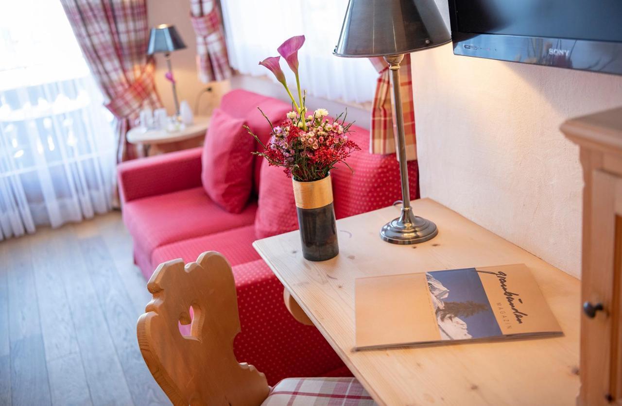 Hotel Alpina Klosters-Serneus Extérieur photo