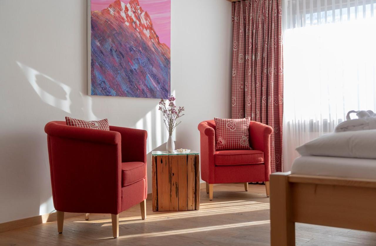 Hotel Alpina Klosters-Serneus Extérieur photo
